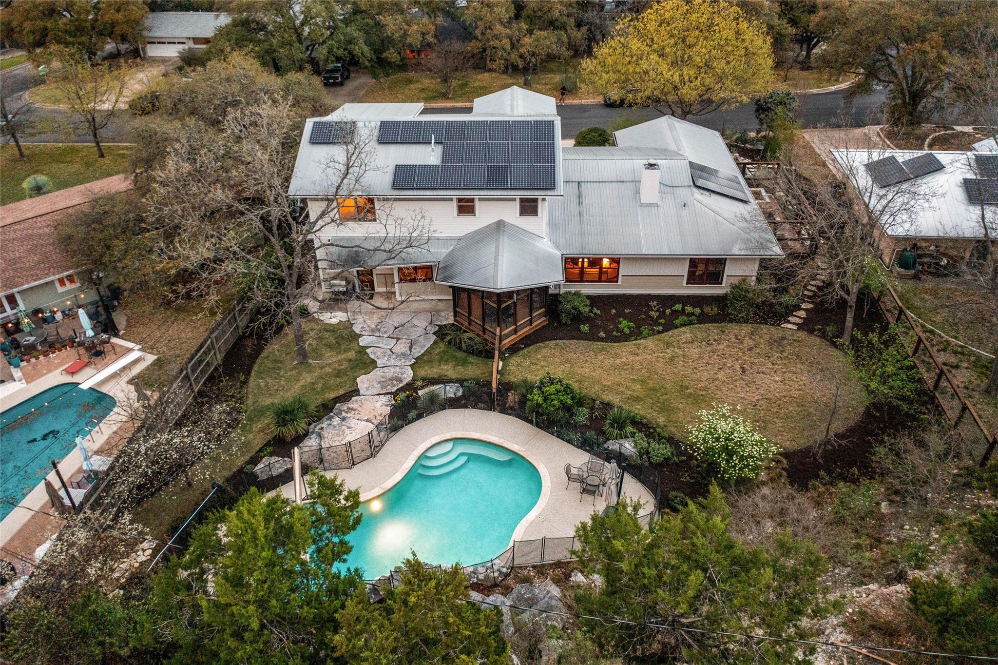 5008 Westview Dr, Austin, TX 78731