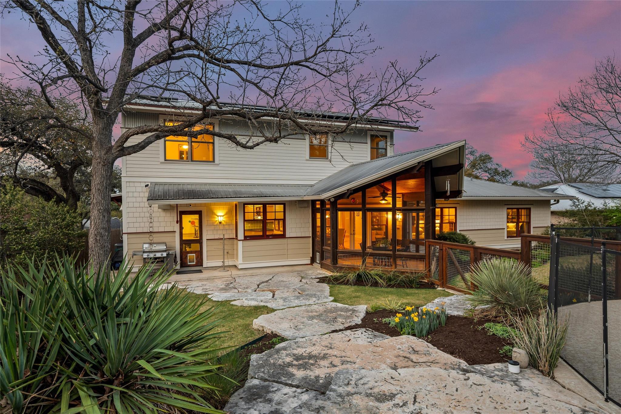 5008 Westview Dr, Austin, TX 78731