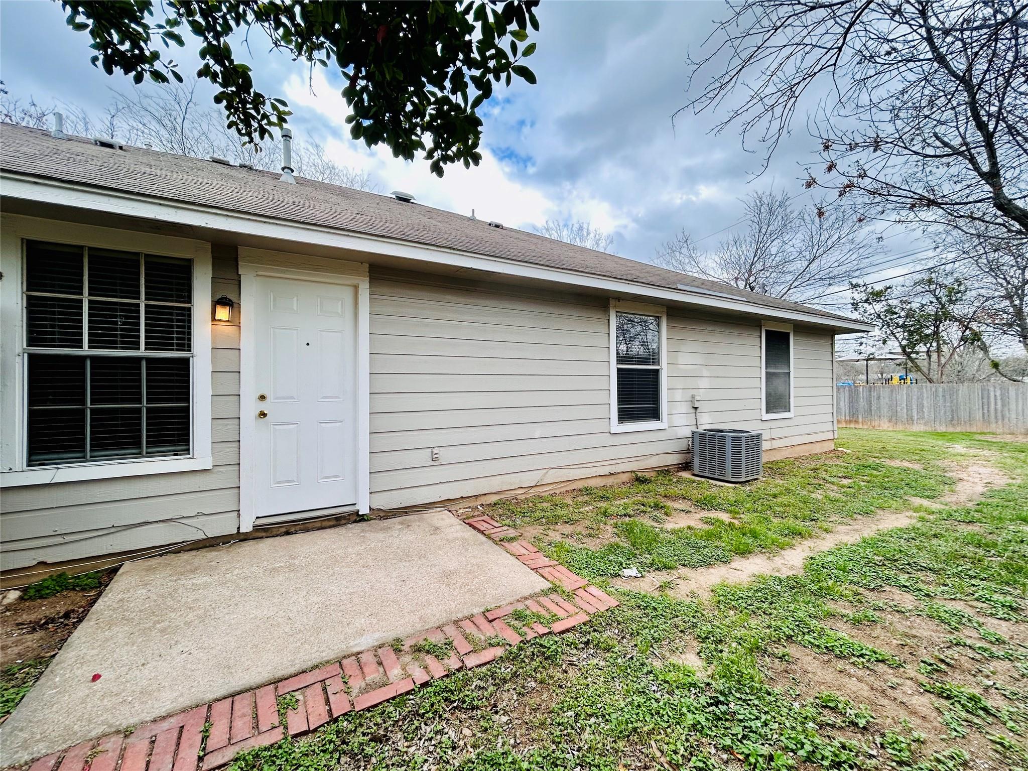 8507 Apple Carrie Cv # B, Austin, TX 78745