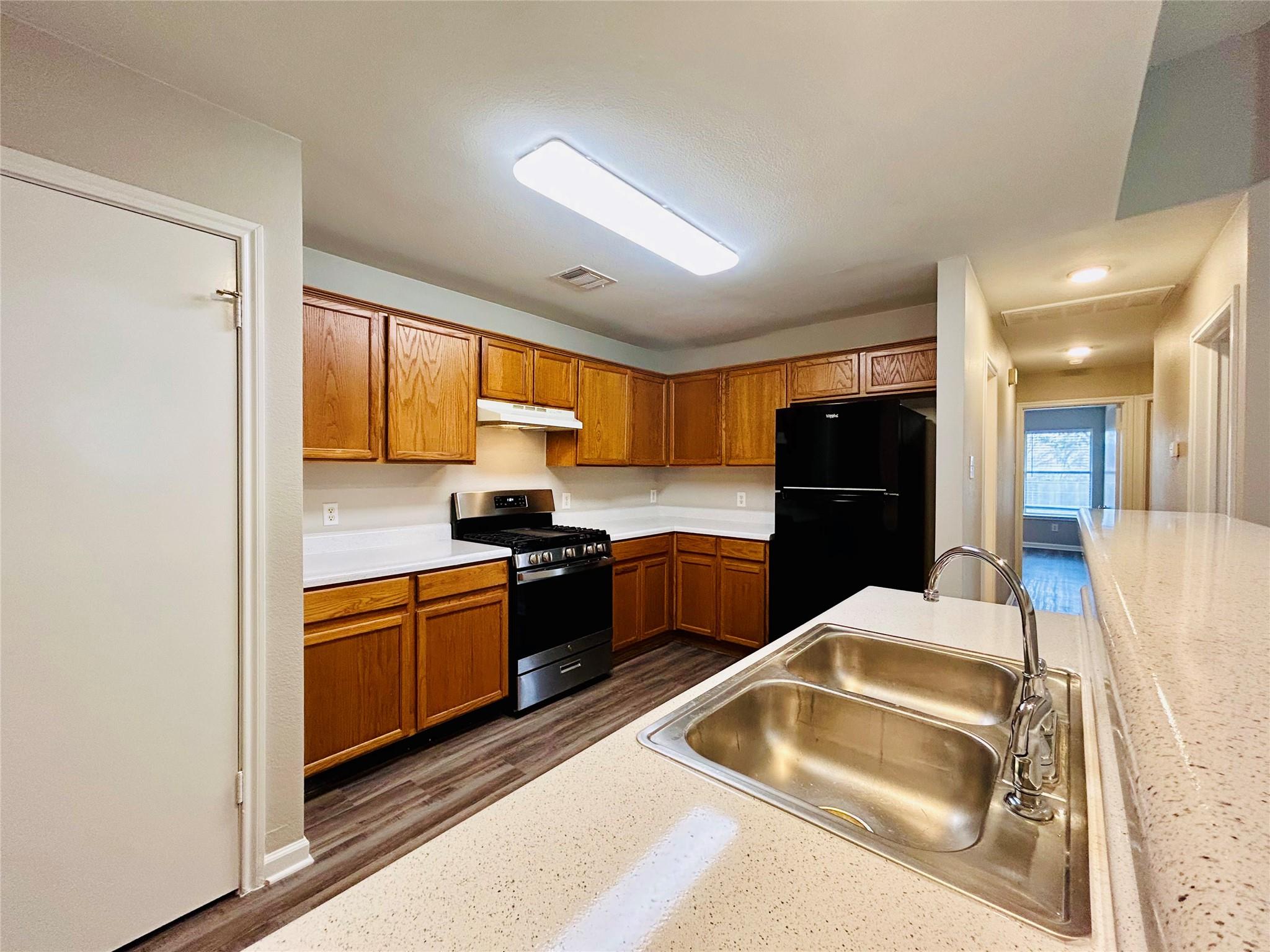 8507 Apple Carrie Cv # B, Austin, TX 78745