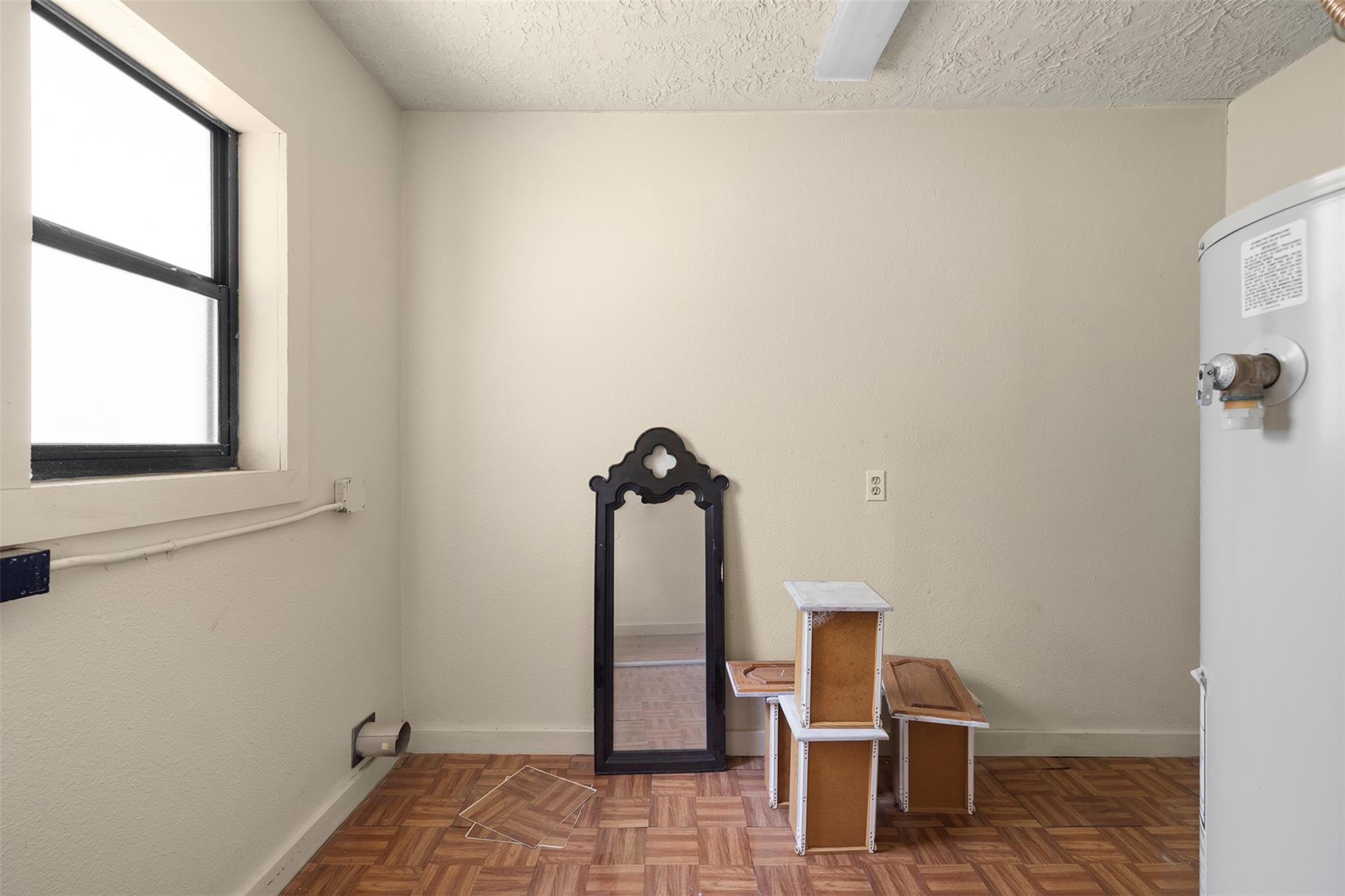 488 Seventh St, Somerville, TX 77879