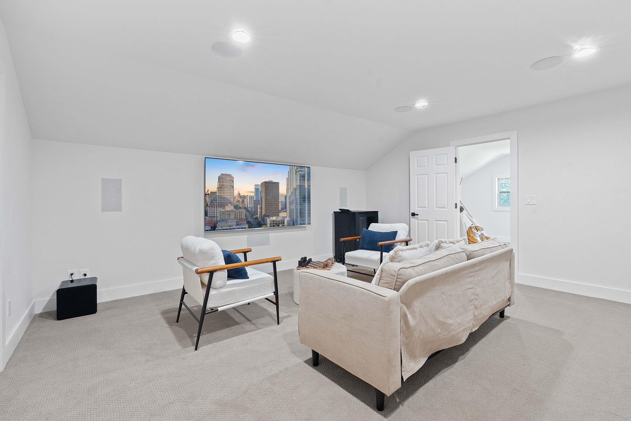 1325 Likeness Rd, Spicewood, TX 78669