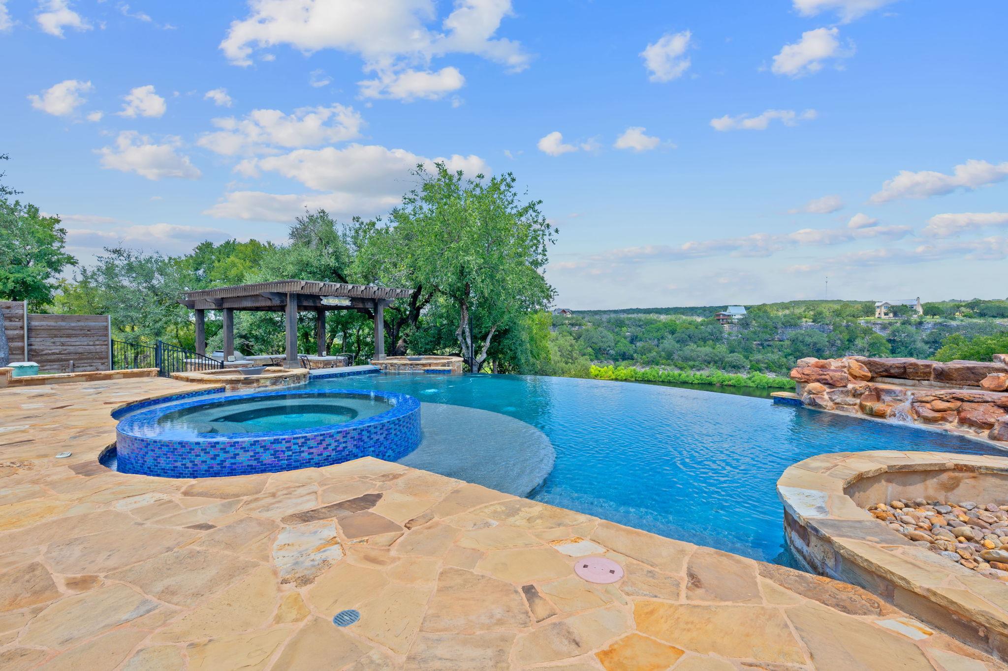 1325 Likeness Rd, Spicewood, TX 78669