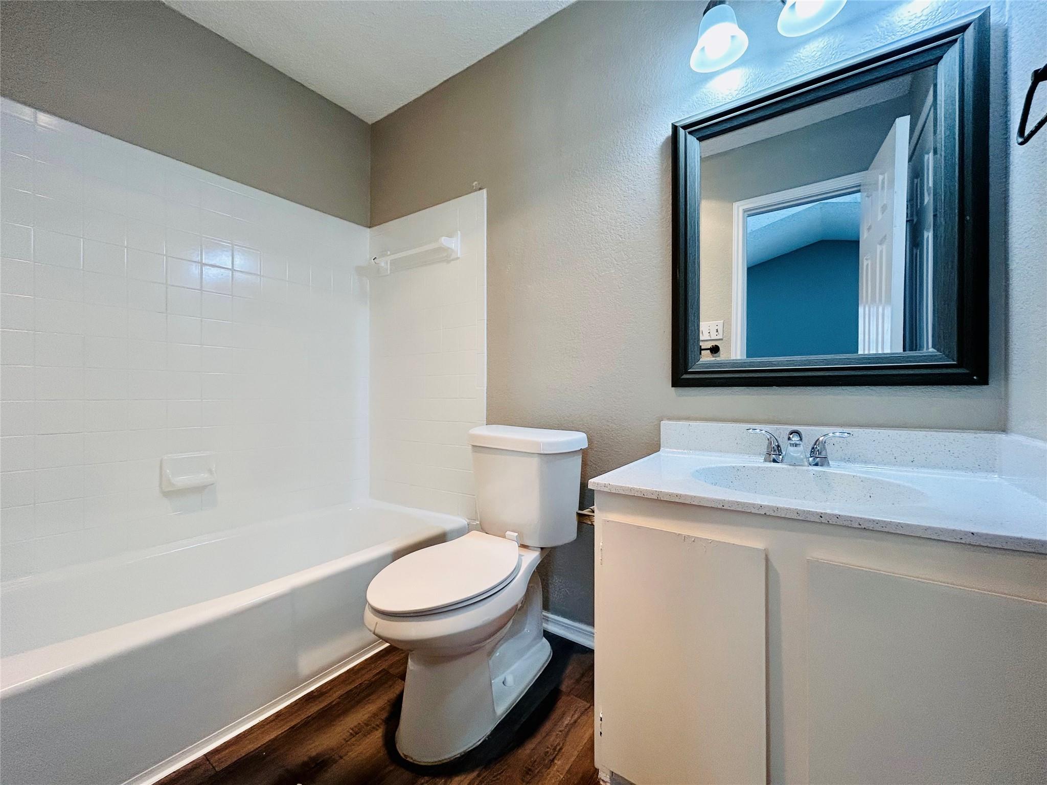 9400 Kempler Dr # B, Austin, TX 78748