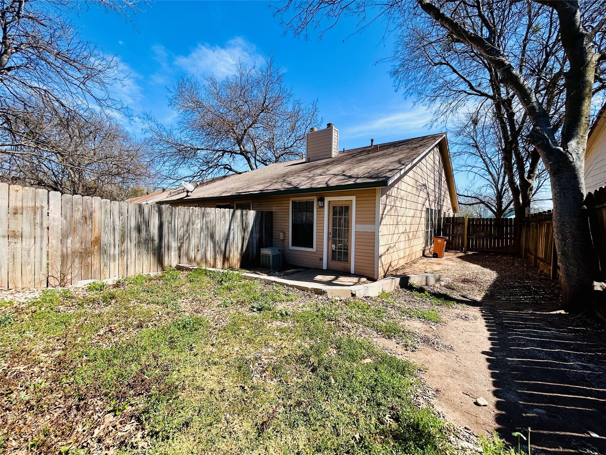 9400 Kempler Dr # B, Austin, TX 78748