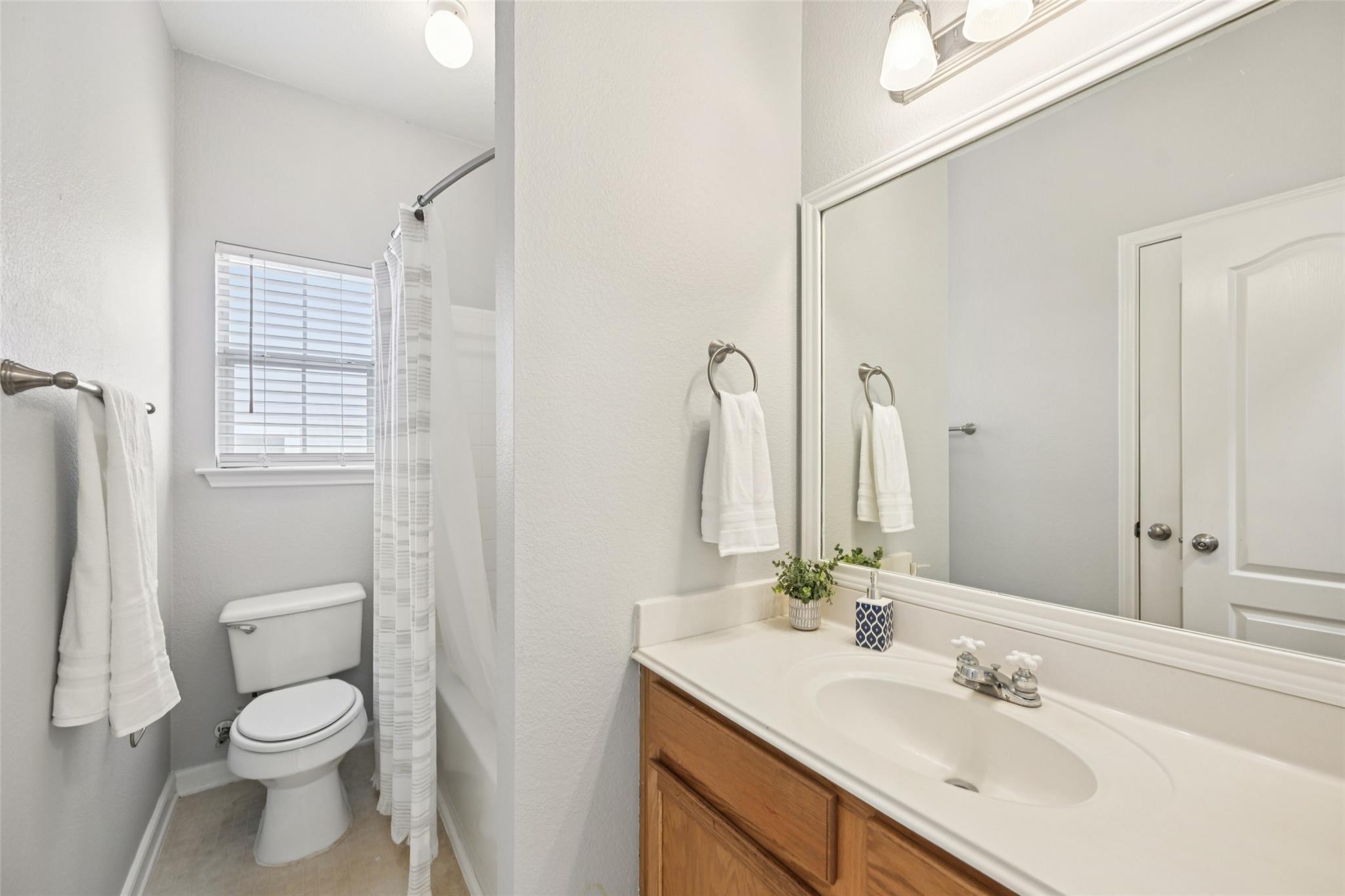 219 Witte Rd, Kyle, TX 78640