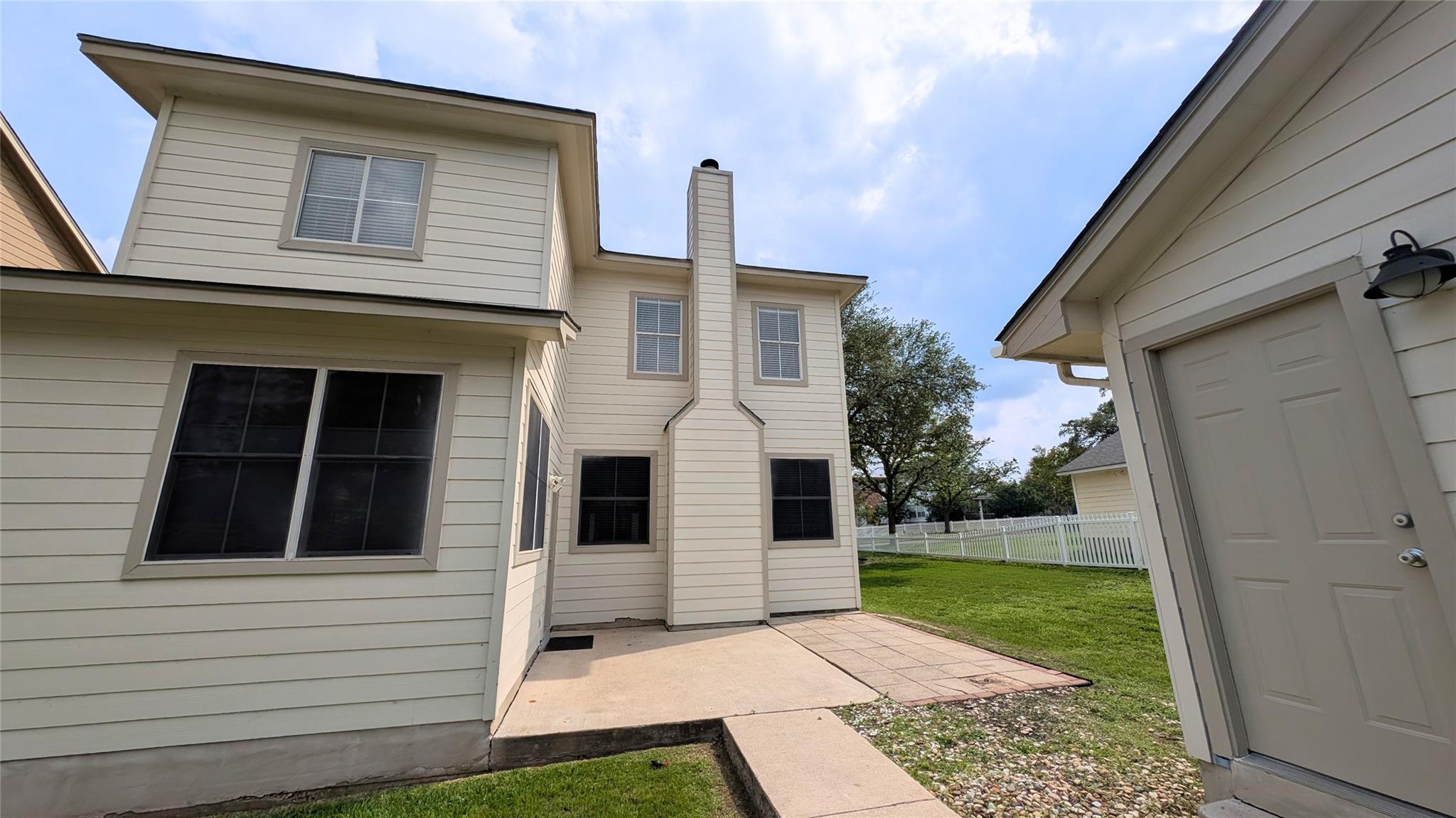 219 Witte Rd, Kyle, TX 78640