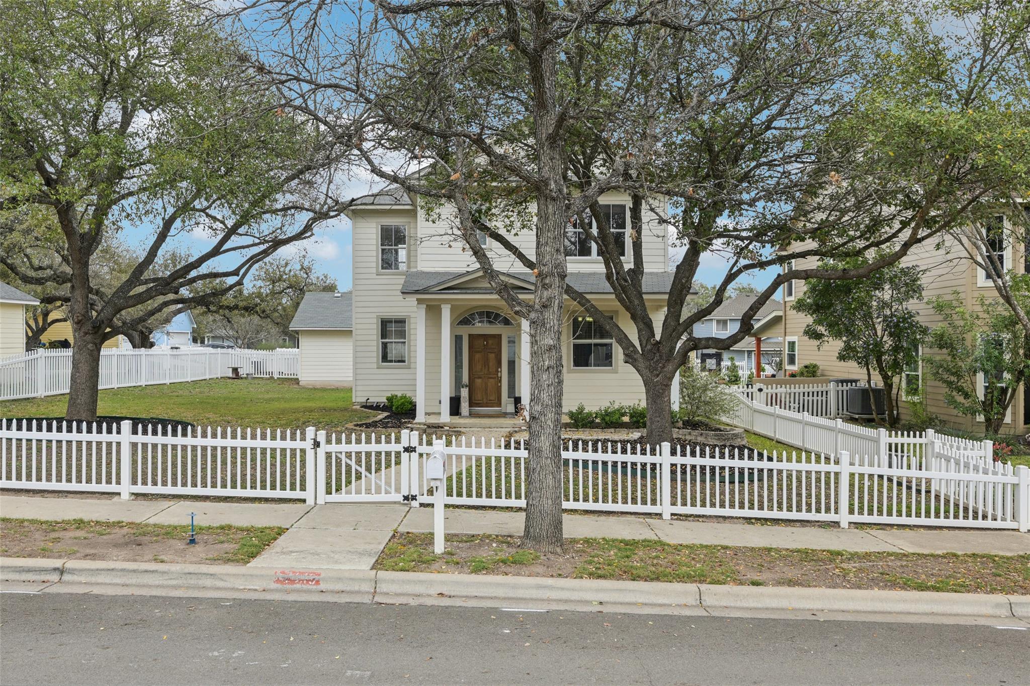 219 Witte Rd, Kyle, TX 78640