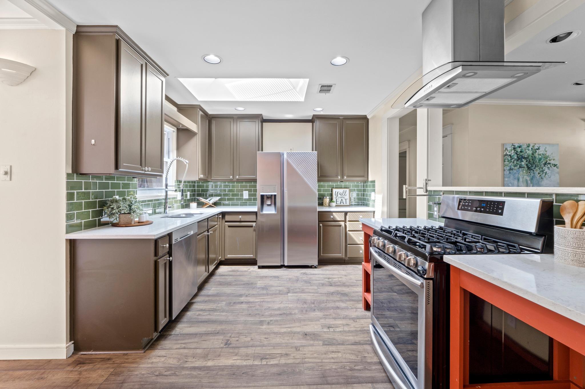 7605 Meadowview Ln, Austin, TX 78752