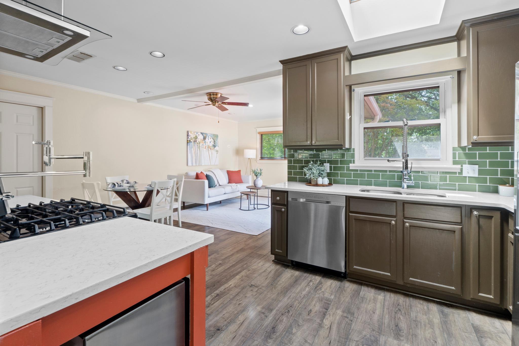 7605 Meadowview Ln, Austin, TX 78752