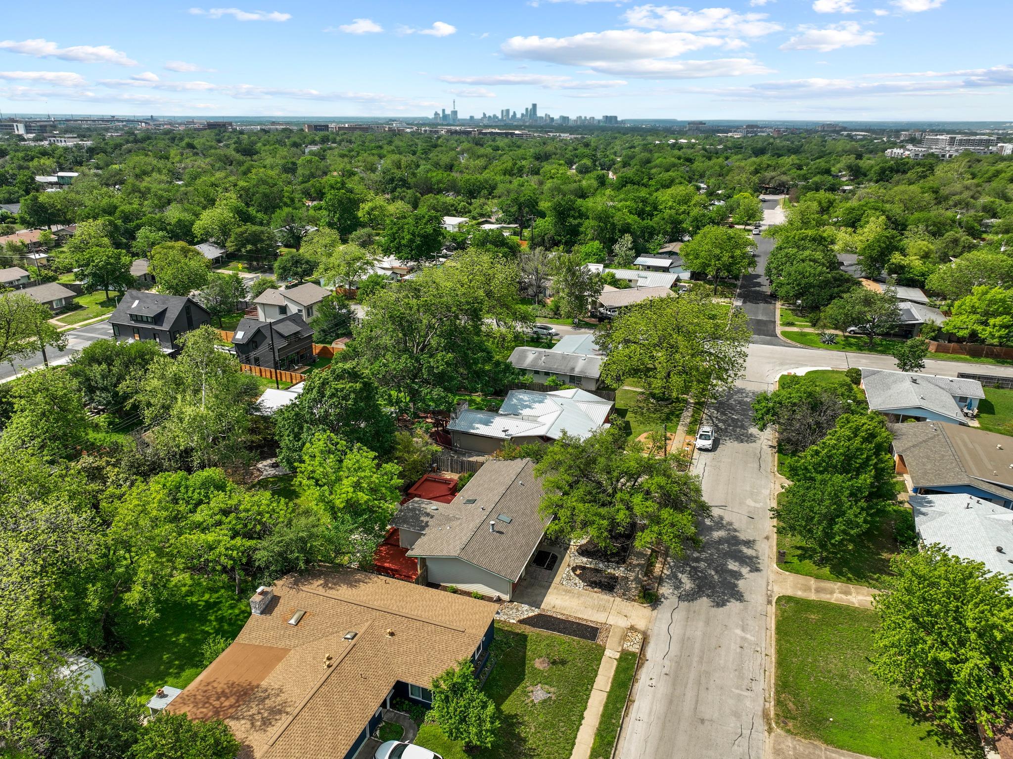 7605 Meadowview Ln, Austin, TX 78752