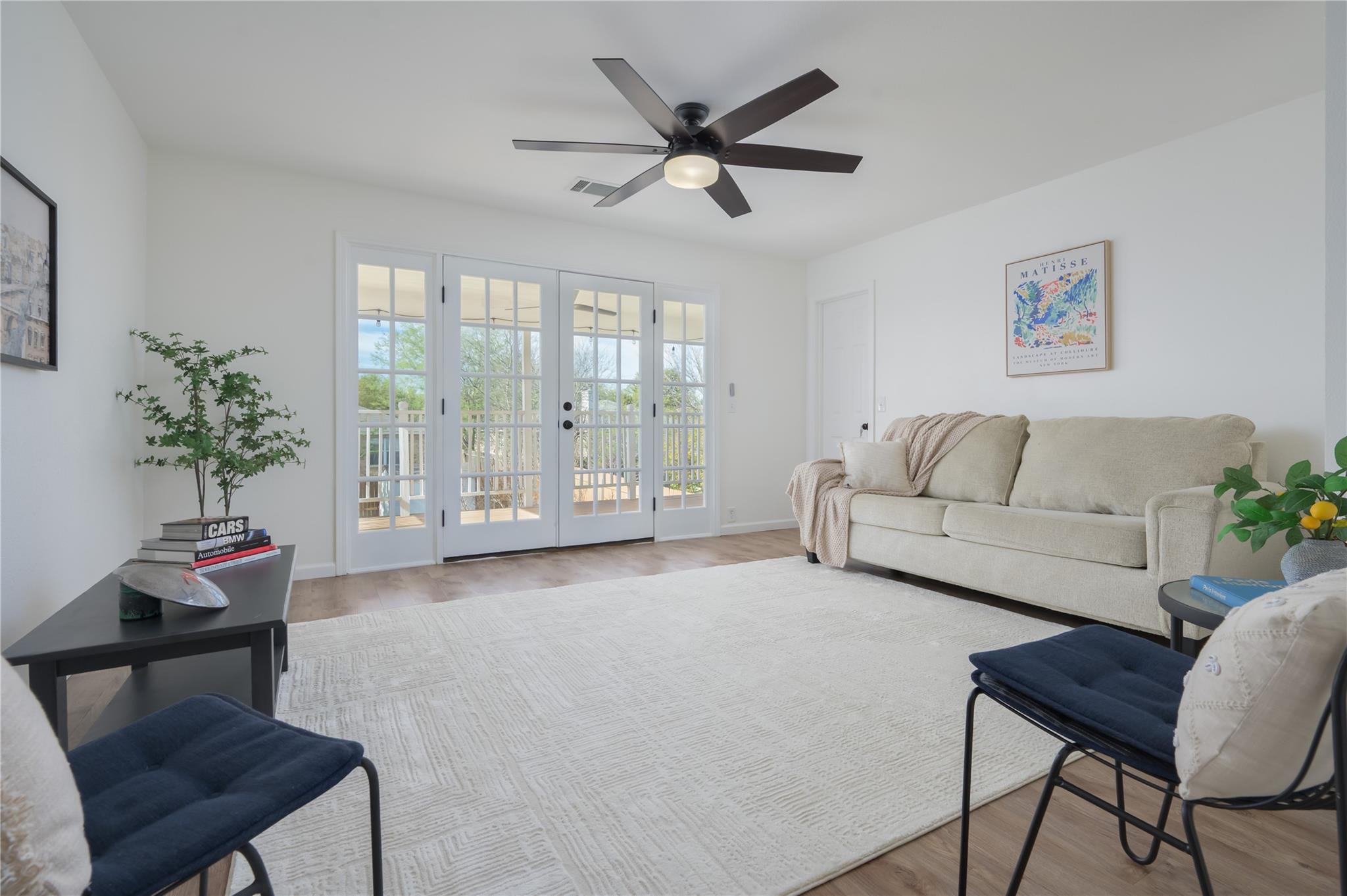 14912 Lantern Dr, Pflugerville, TX 78660