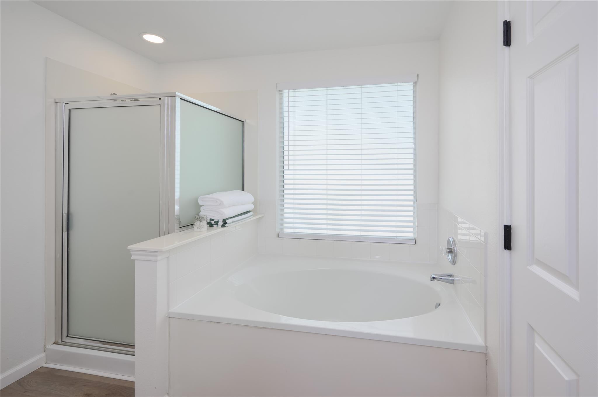 14912 Lantern Dr, Pflugerville, TX 78660