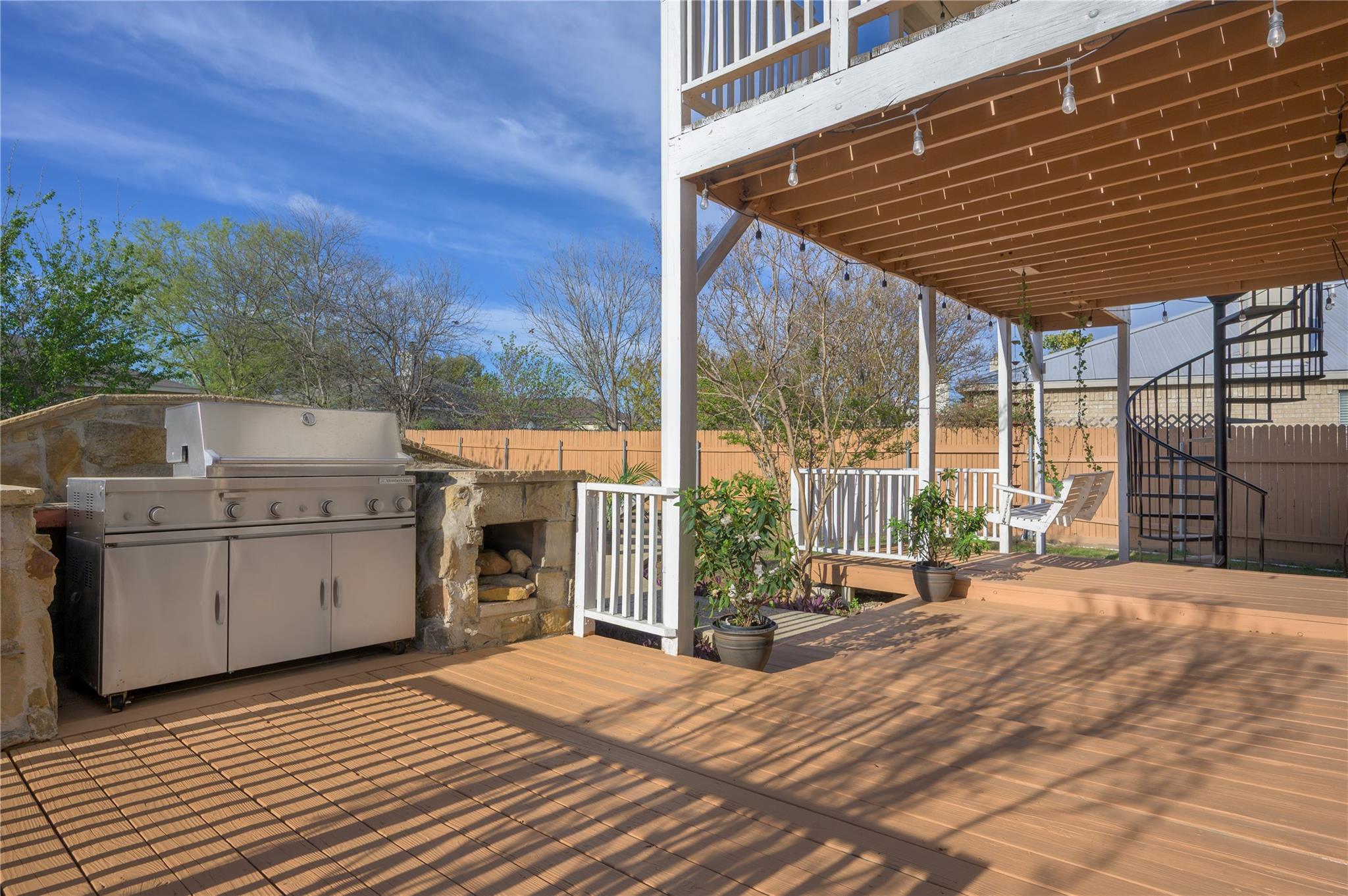 14912 Lantern Dr, Pflugerville, TX 78660