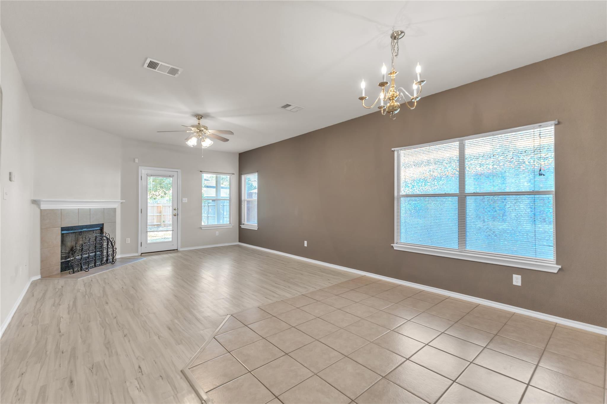 11605 Lapoynor St, Manor, TX 78653