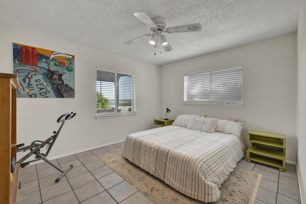 1871 Patty Dr, Canyon Lake, TX 78133