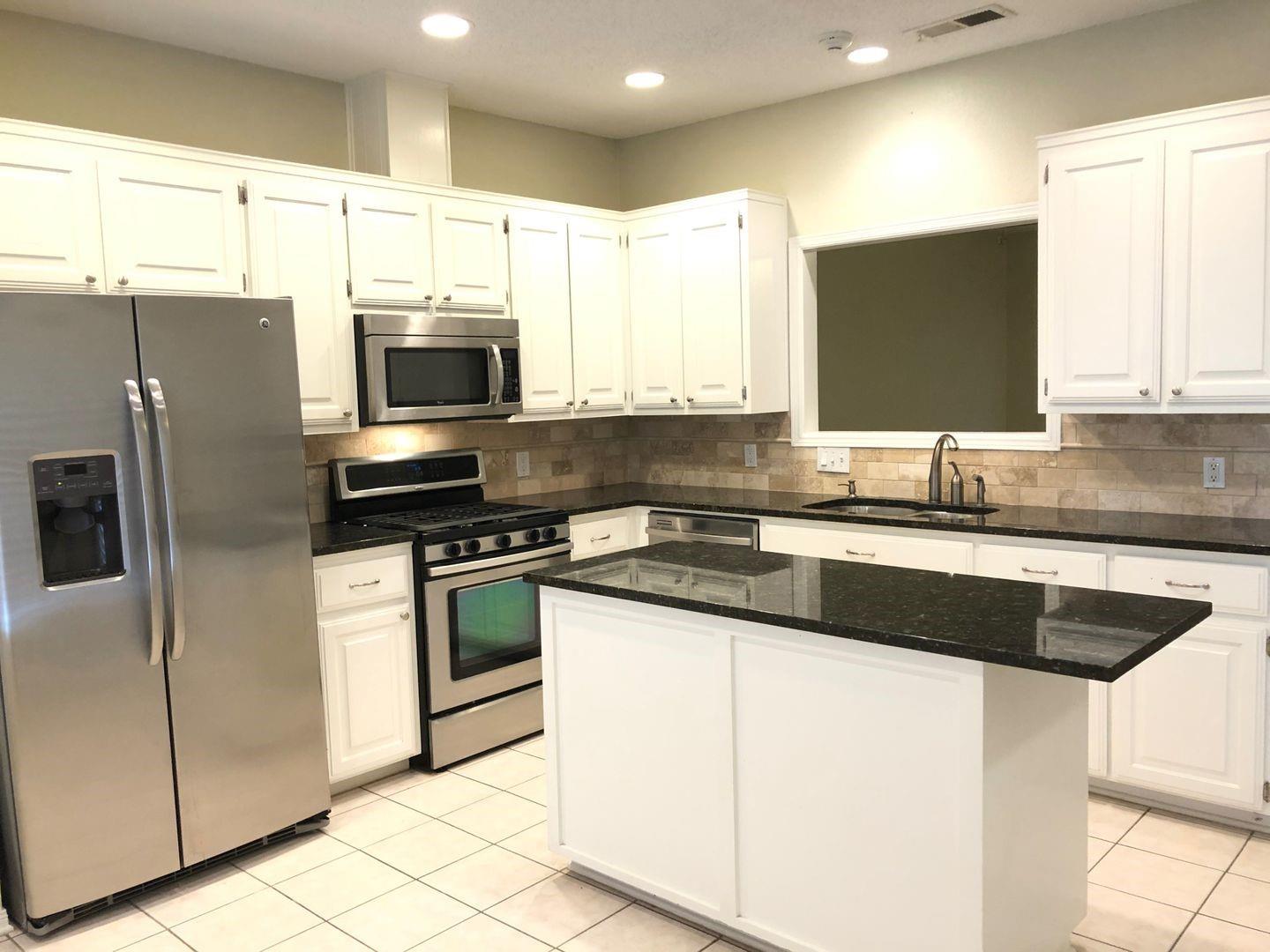 11403 Oak Knoll Dr, Austin, TX 78759