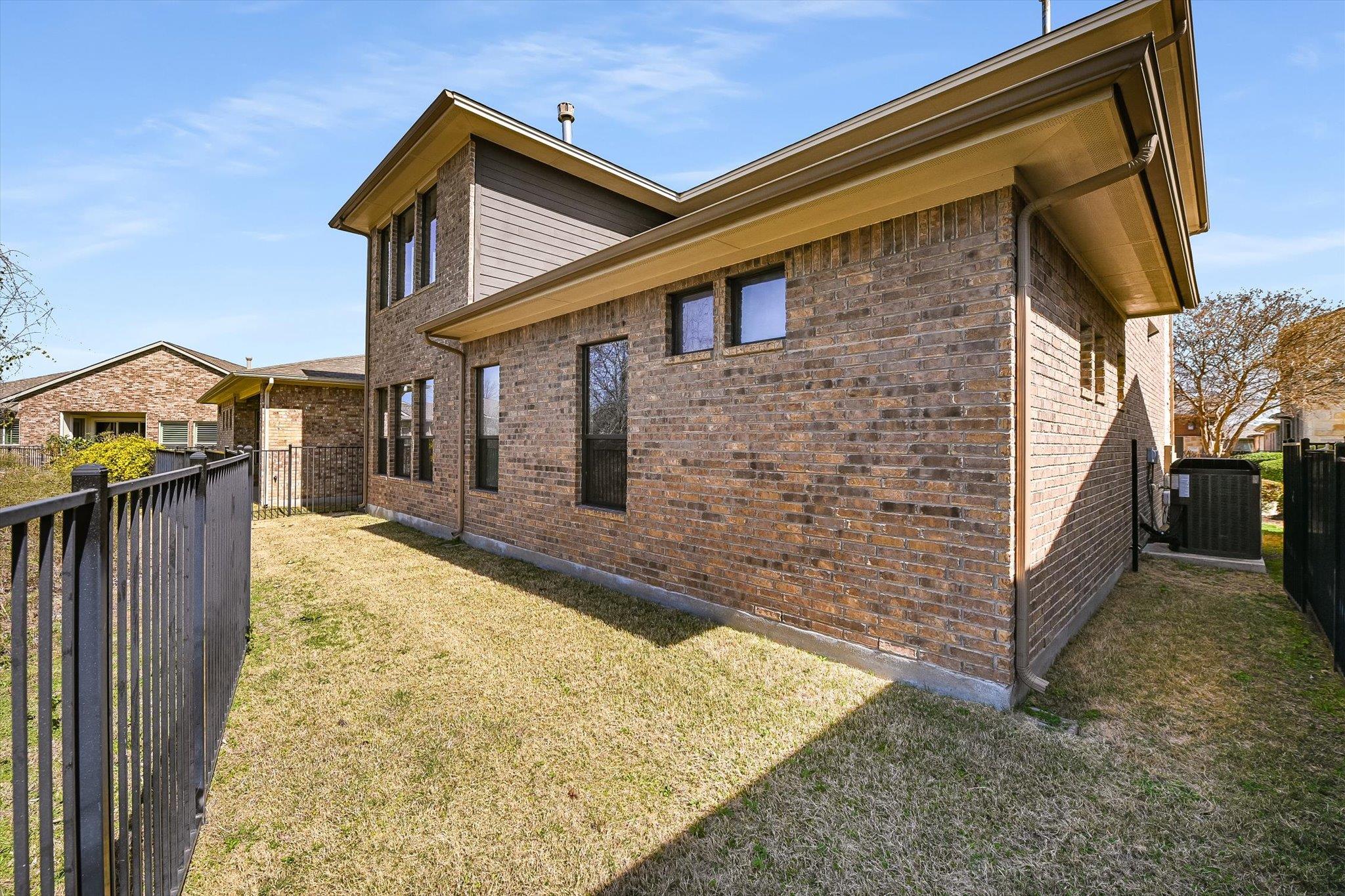 509 W Baylee Love Ln, Austin, TX 78717