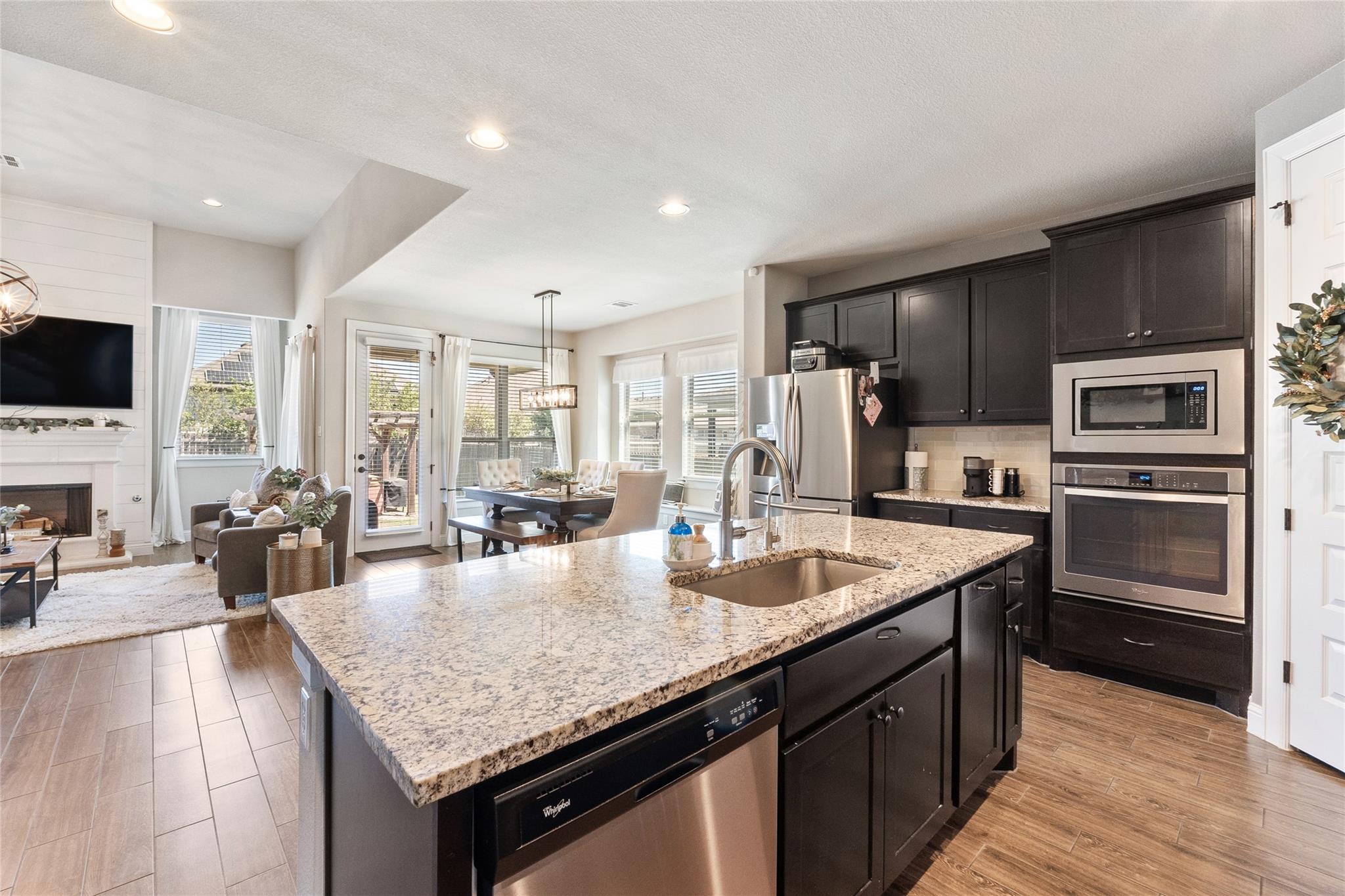 5834 Casstello Dr, Round Rock, TX 78665