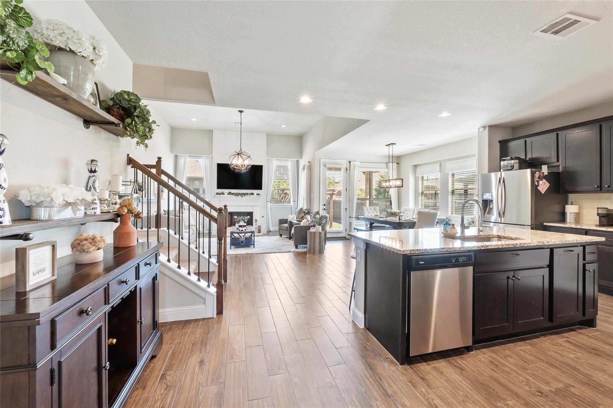 5834 Casstello Dr, Round Rock, TX 78665