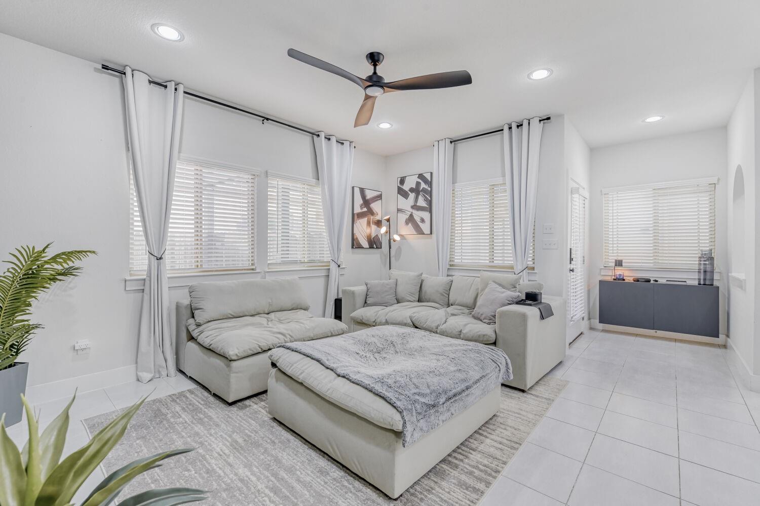 504 Spinnaker Loop, Kyle, TX 78640