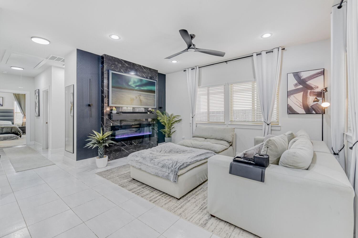 504 Spinnaker Loop, Kyle, TX 78640