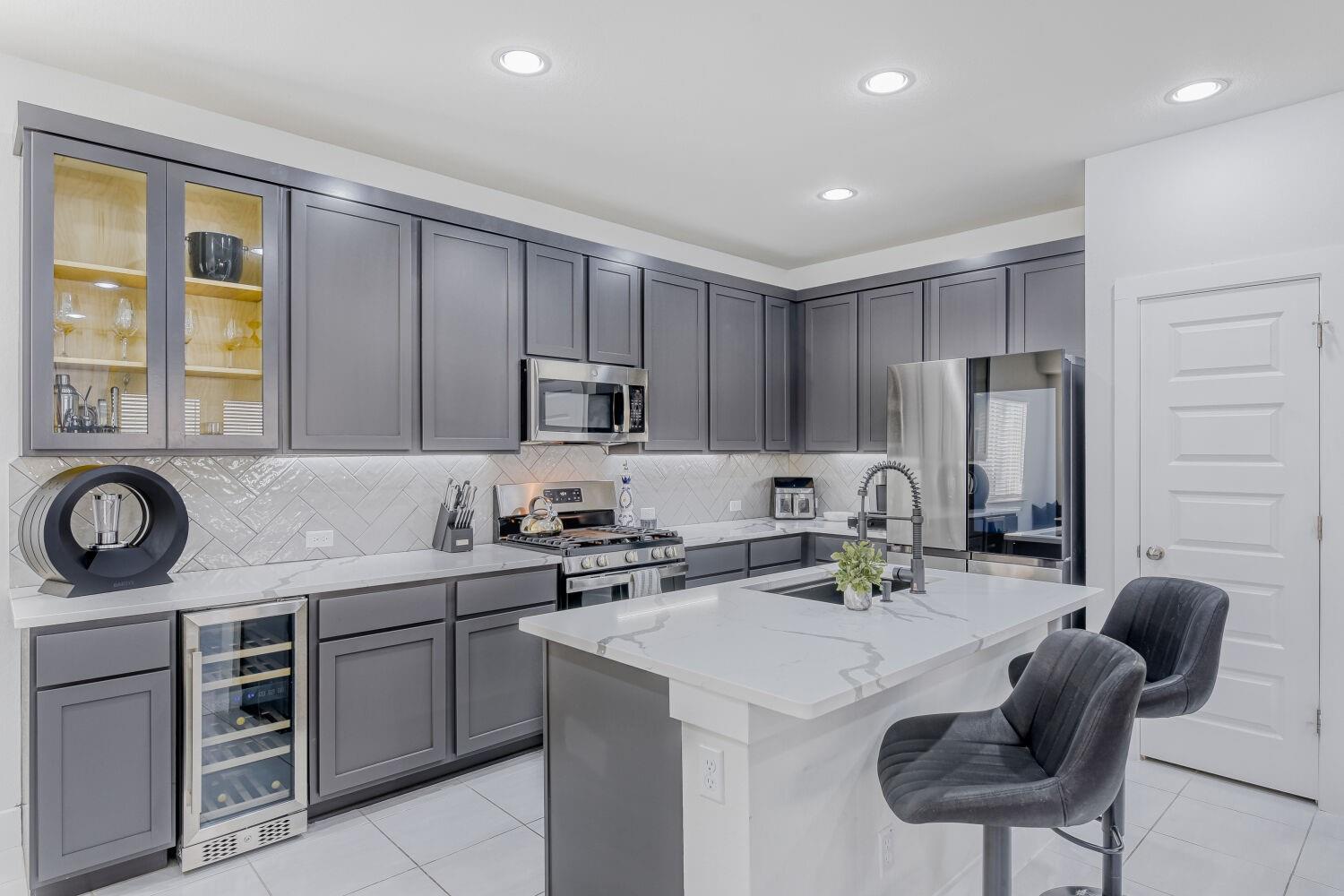 504 Spinnaker Loop, Kyle, TX 78640