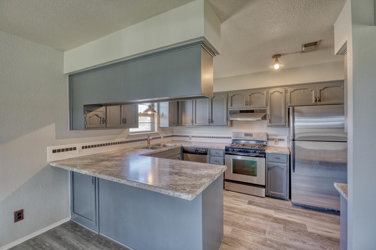 1702 Sunset Dr, Marble Falls, TX 78654