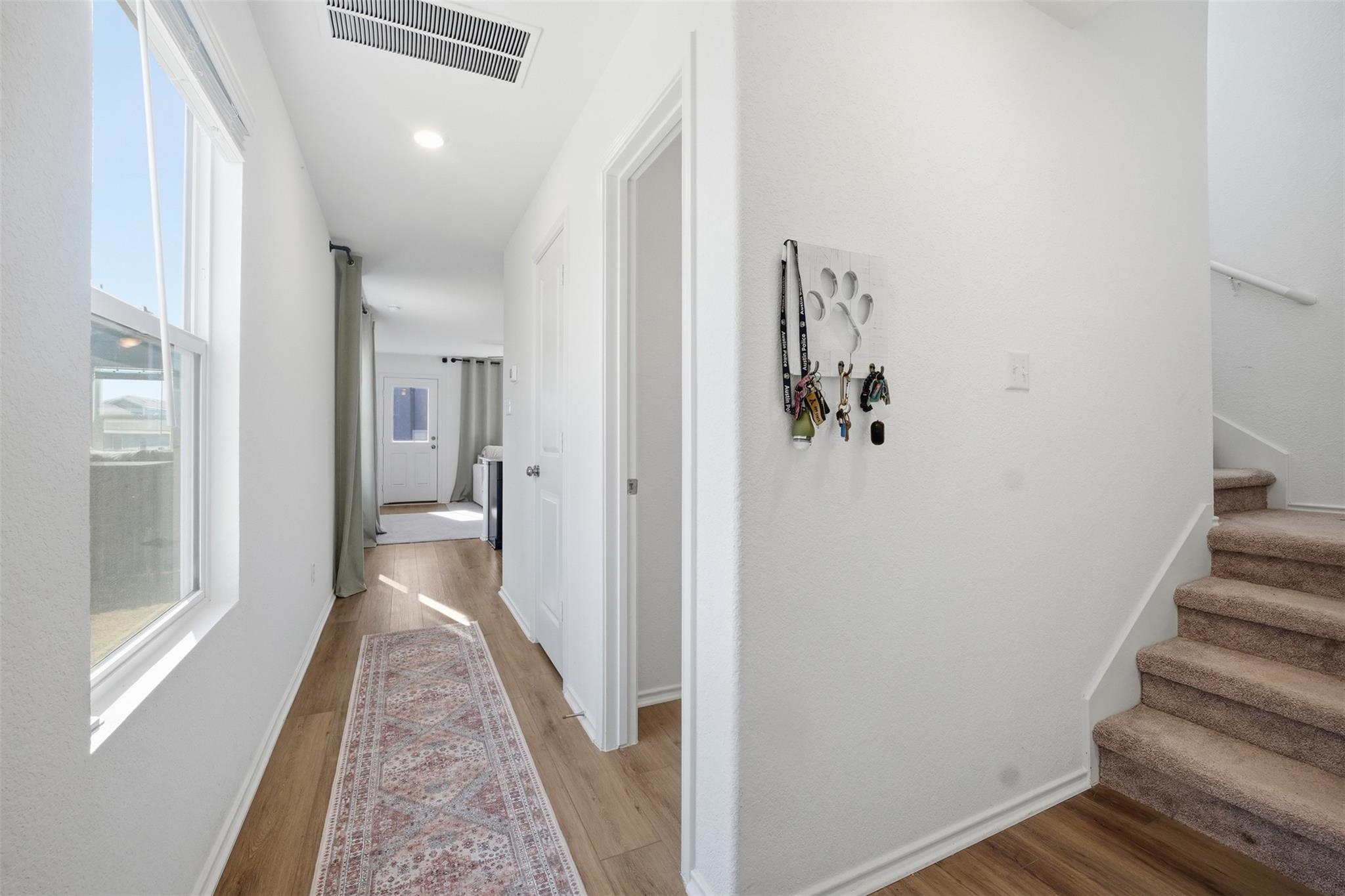 625 Marty Allen Loop, Jarrell, TX 76537