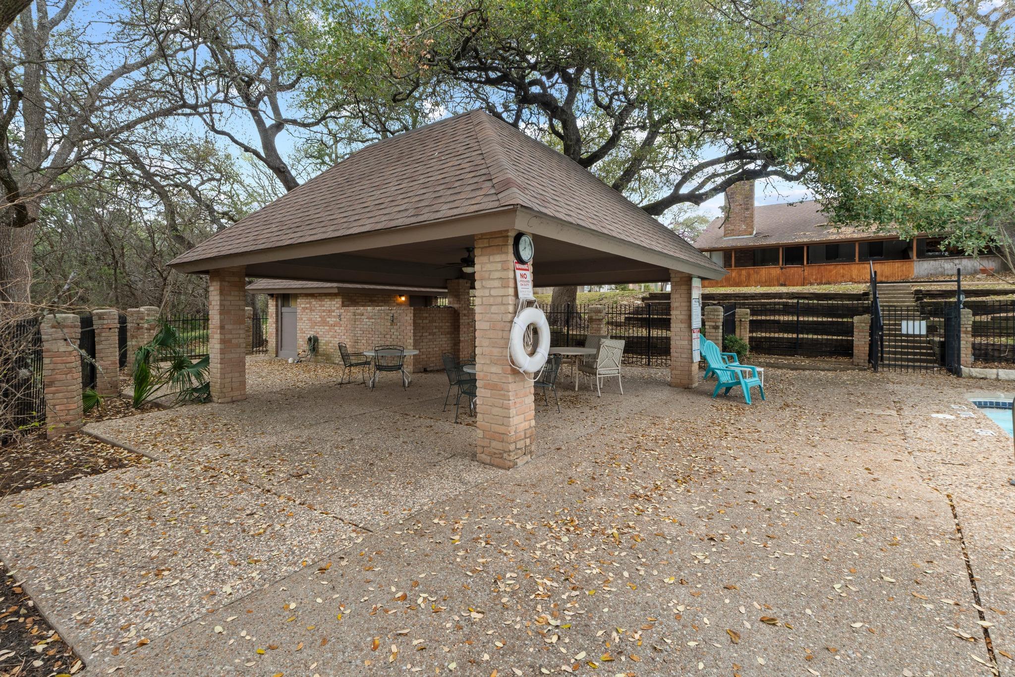 2528 Stoutwood Cir, Austin, TX 78745