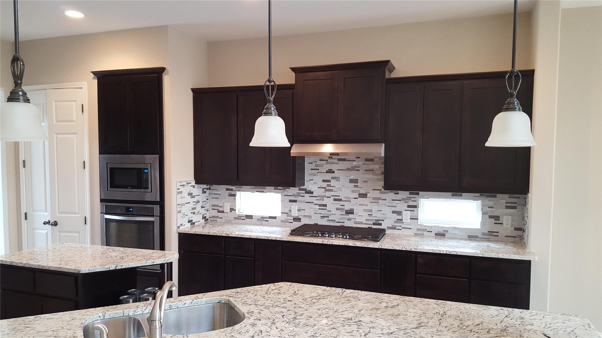 108 Farola Cv, Round Rock, TX 78681