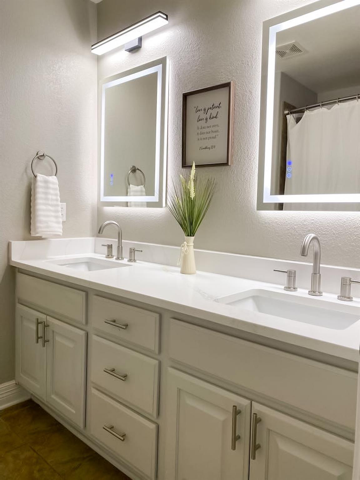 12424 Central Park Dr, Austin, TX 78732