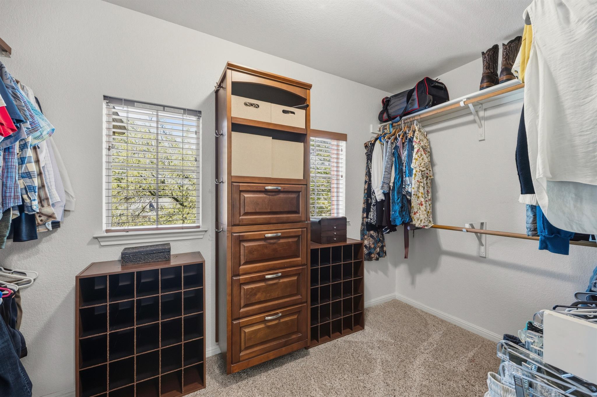 12424 Central Park Dr, Austin, TX 78732