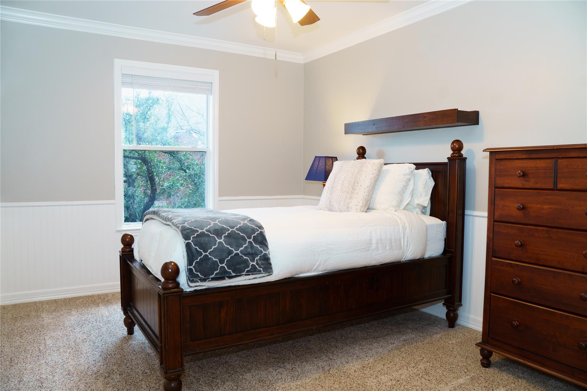 12424 Central Park Dr, Austin, TX 78732