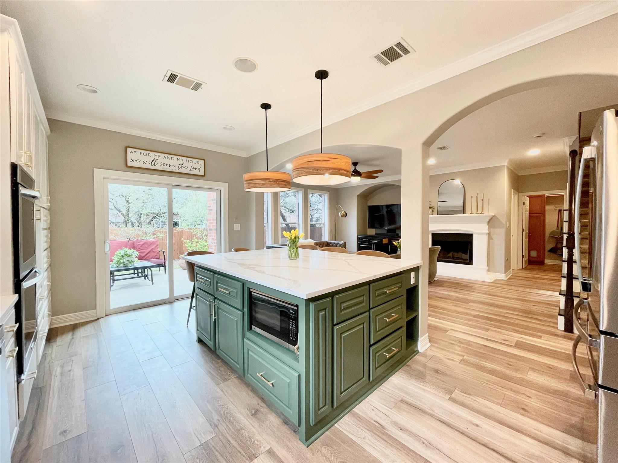 12424 Central Park Dr, Austin, TX 78732