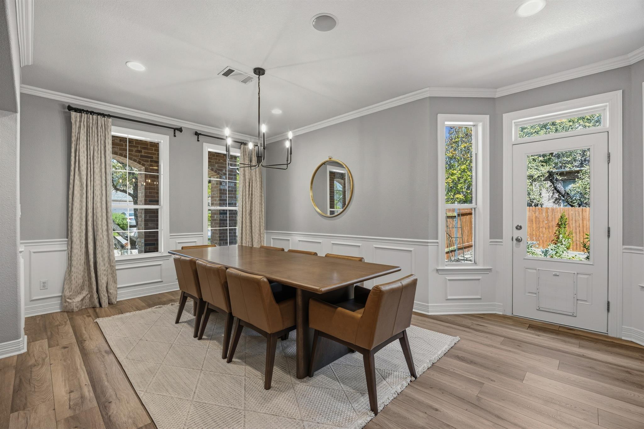 12424 Central Park Dr, Austin, TX 78732