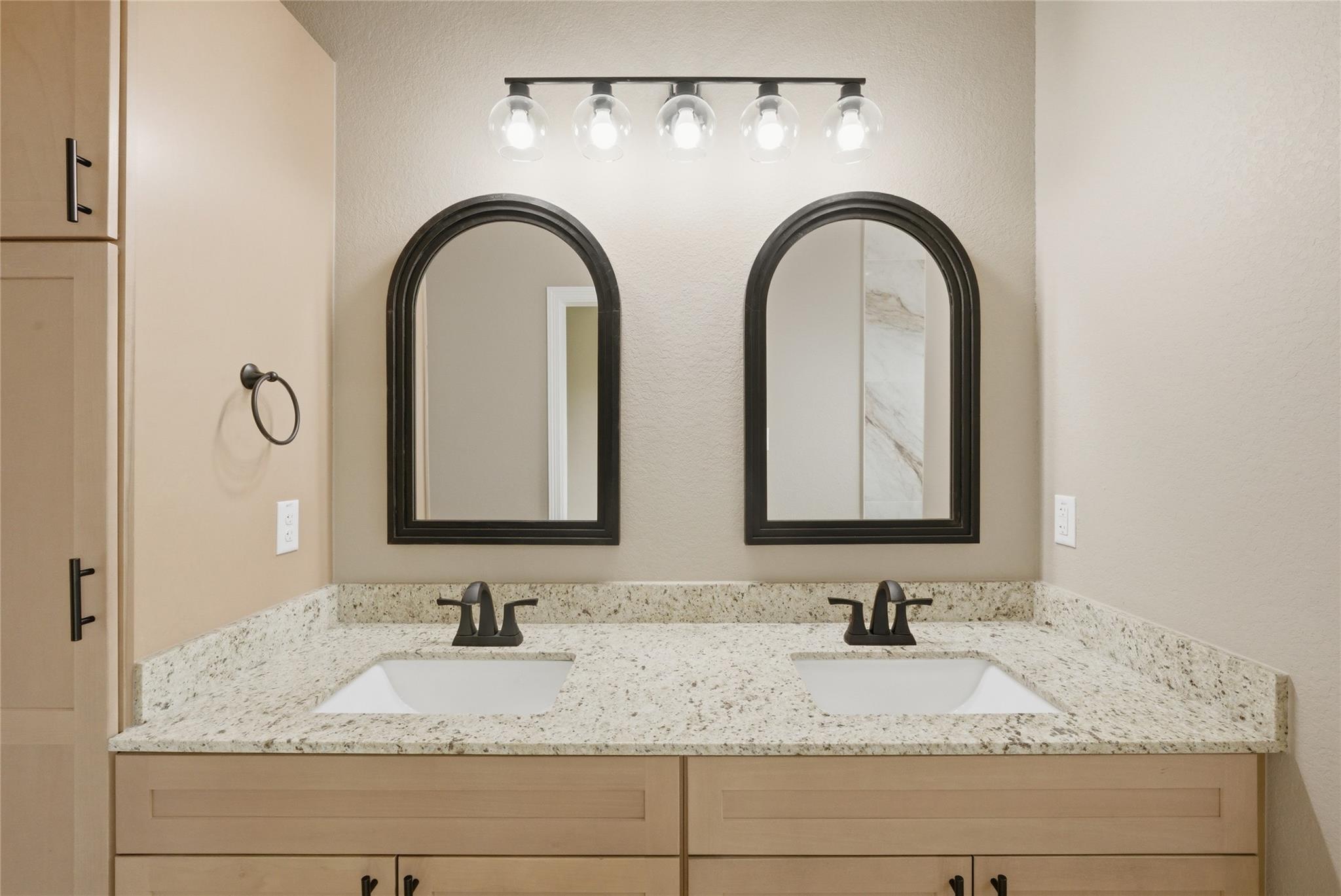 1311 Lone Pine Way, Killeen, TX 76543