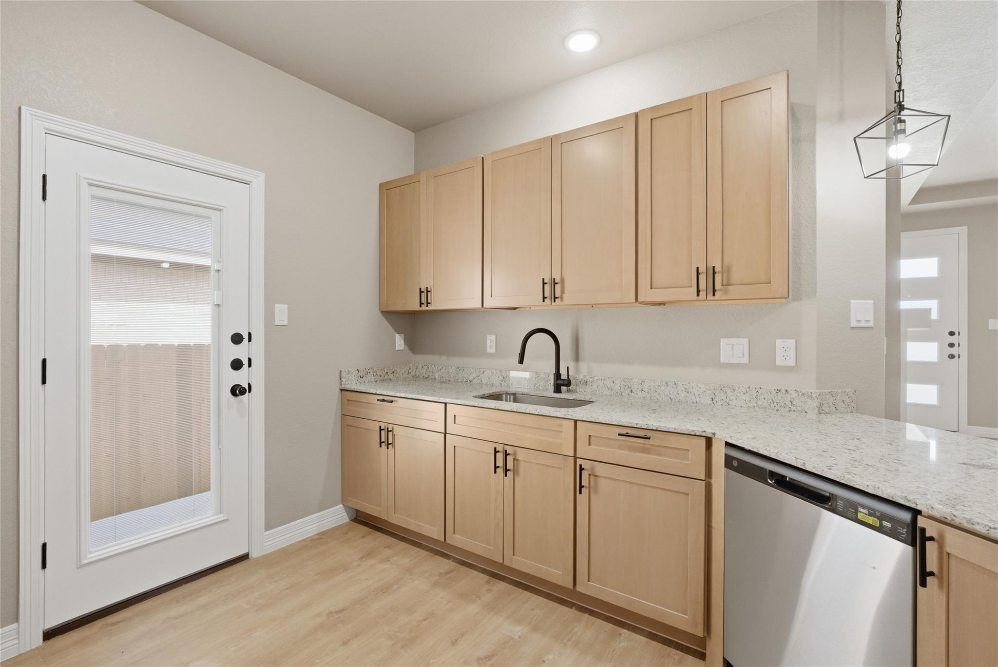 1311 Lone Pine Way, Killeen, TX 76543