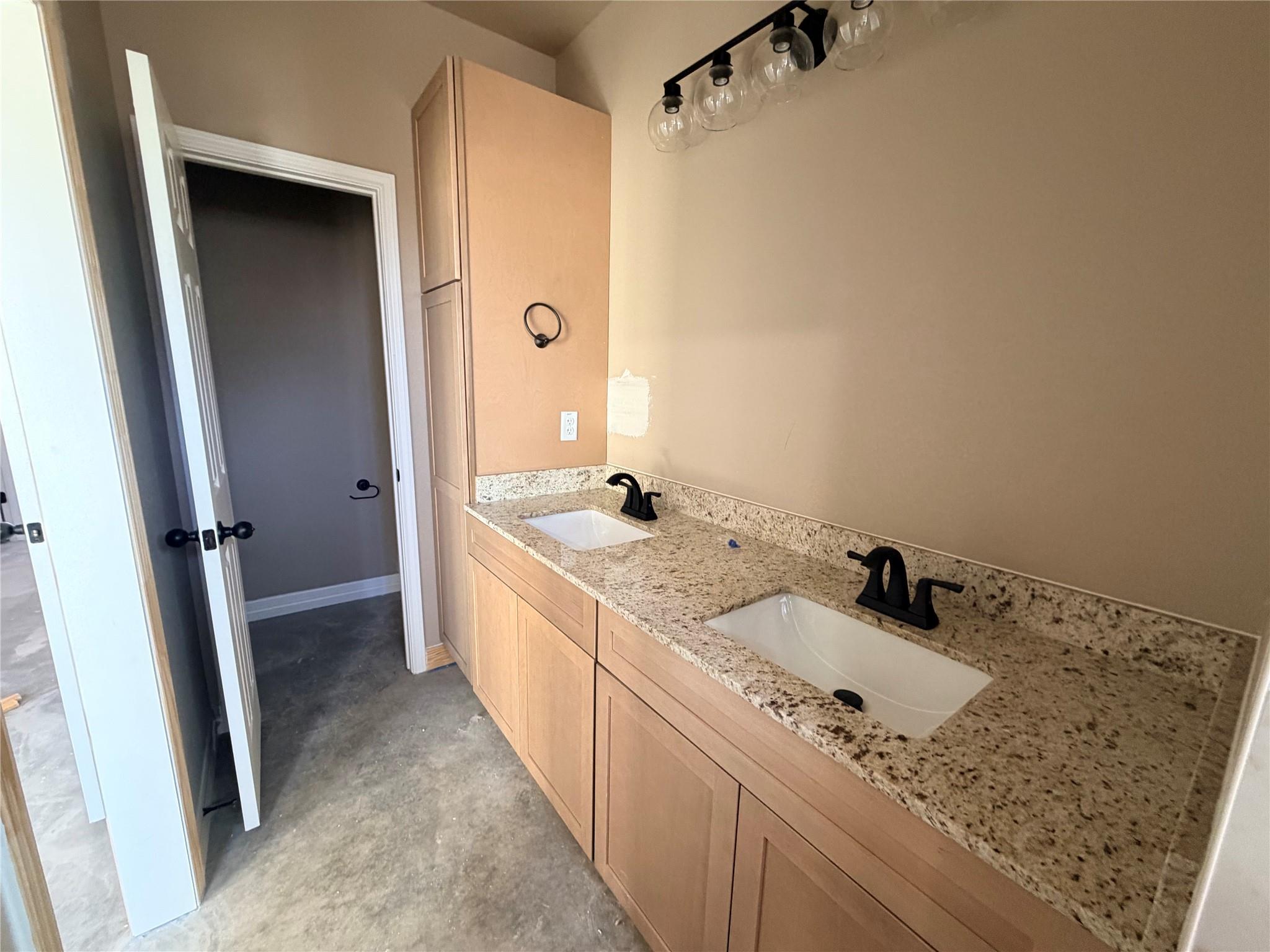 1311 Lone Pine Way, Killeen, TX 76543