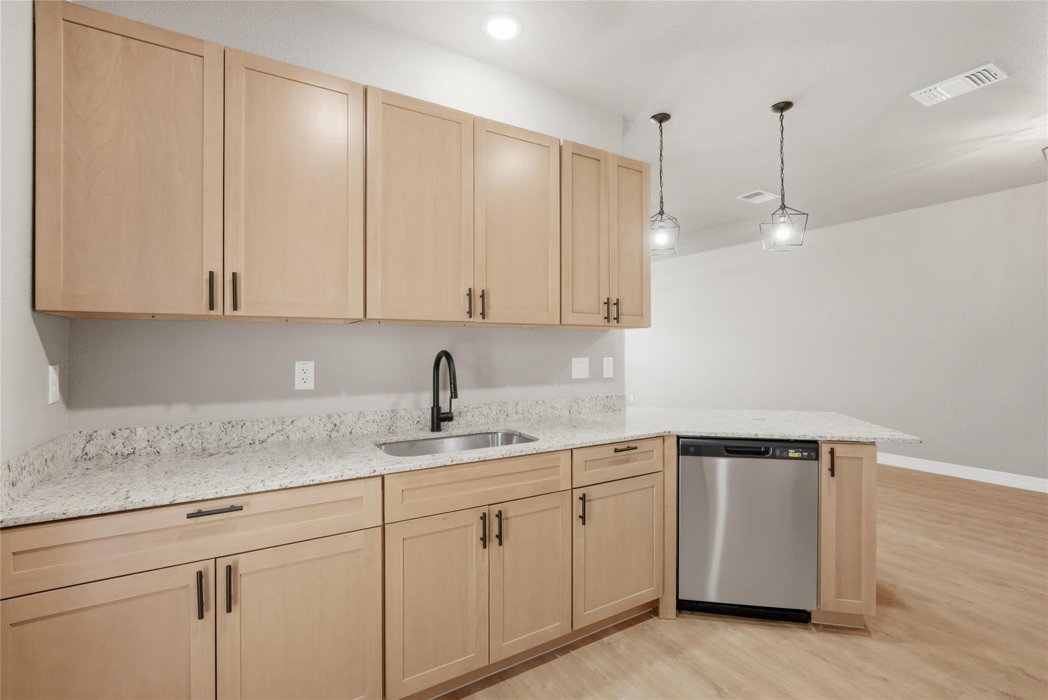 1311 Lone Pine Way, Killeen, TX 76543