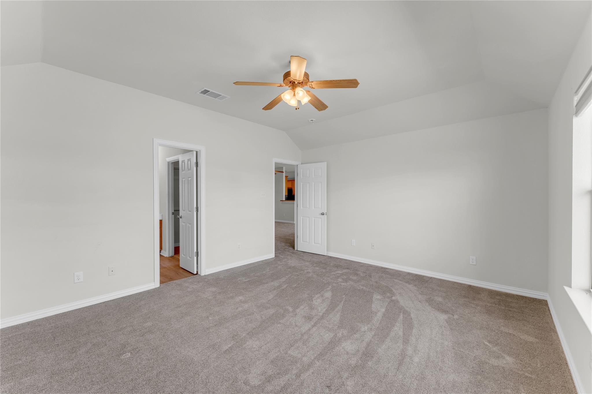 204 Cailin Ct, Burnet, TX 78611