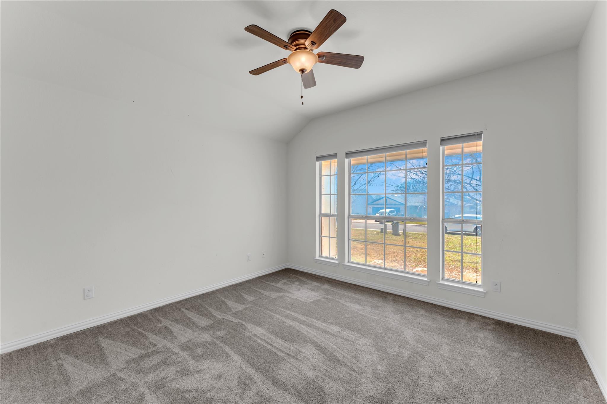 204 Cailin Ct, Burnet, TX 78611