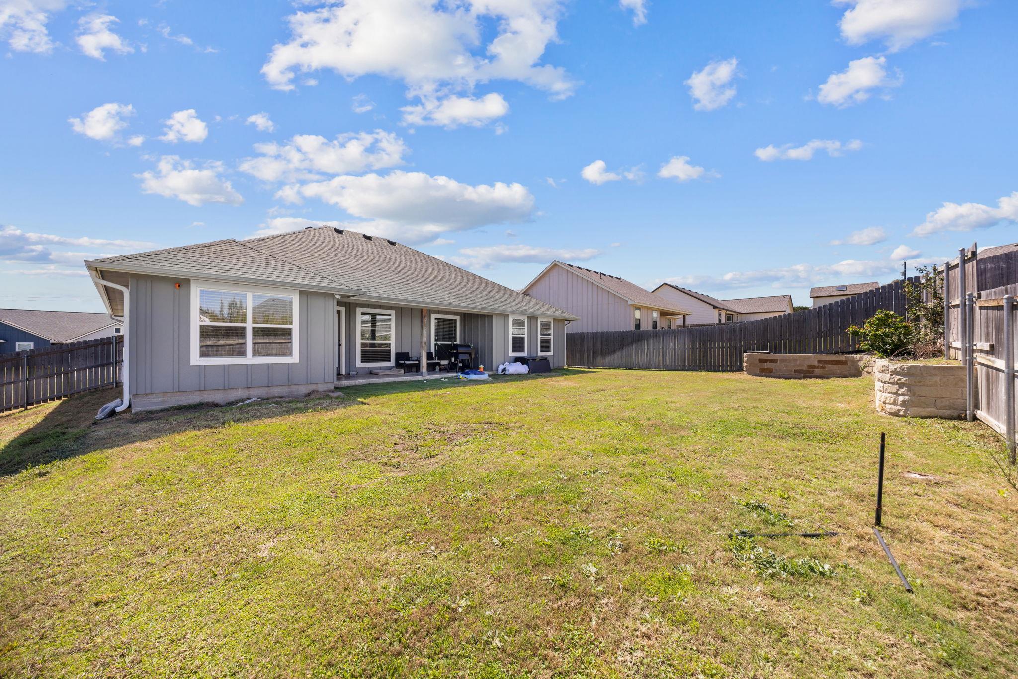 1313 Sandstone Cv, Lampasas, TX 76550
