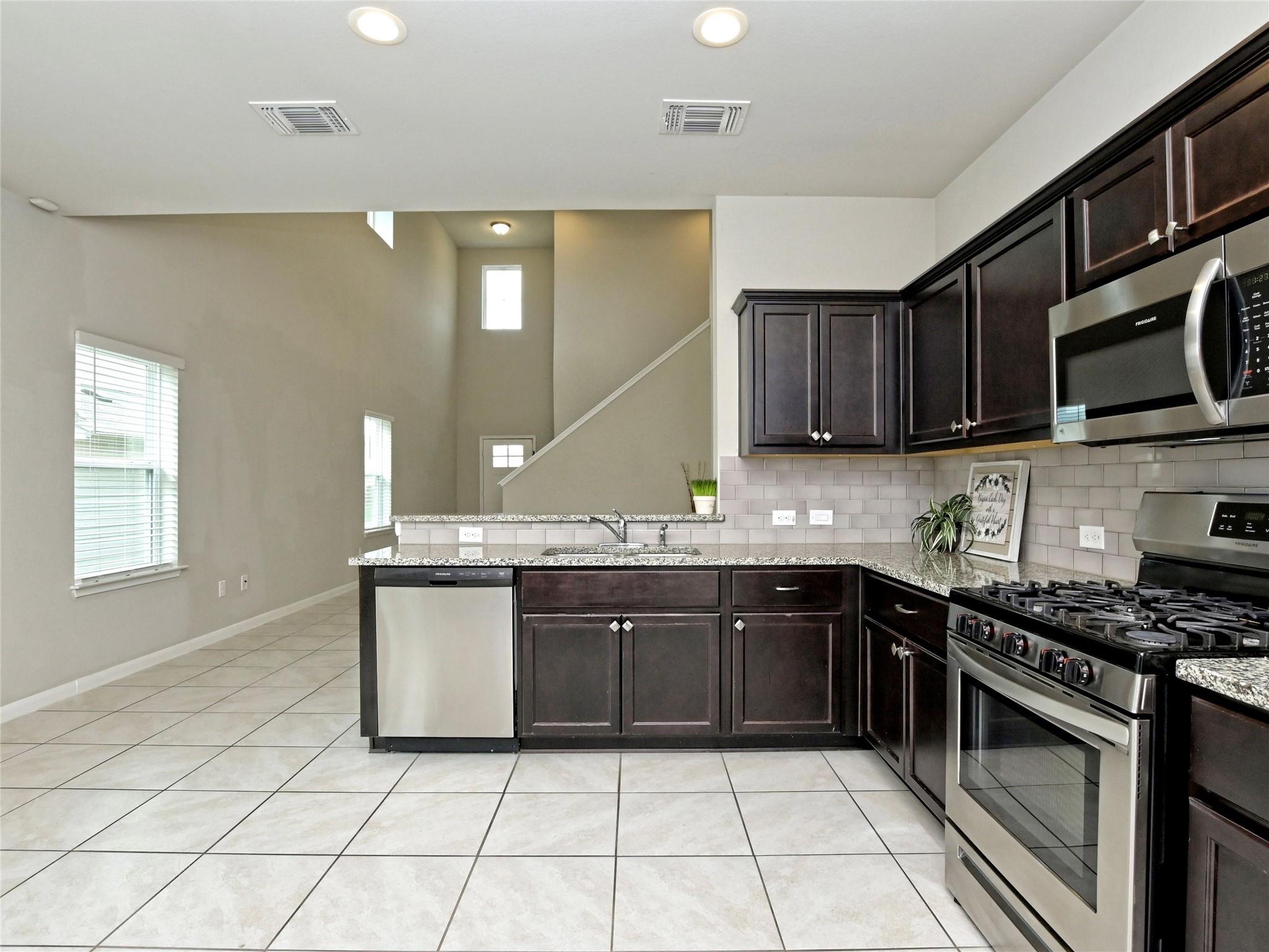 6917 Ranchito Dr, Austin, TX 78744