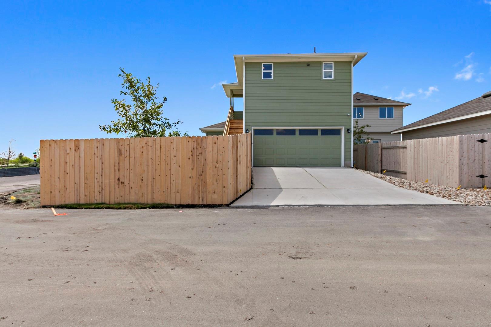 169 Bosque Dr, San Marcos, TX 78666