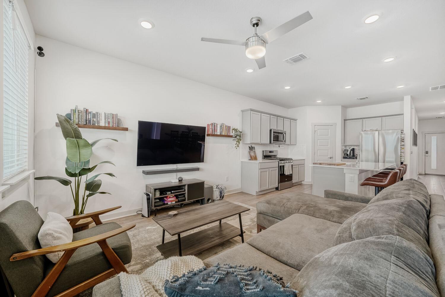 2308 Ranier Ct, Austin, TX 78754