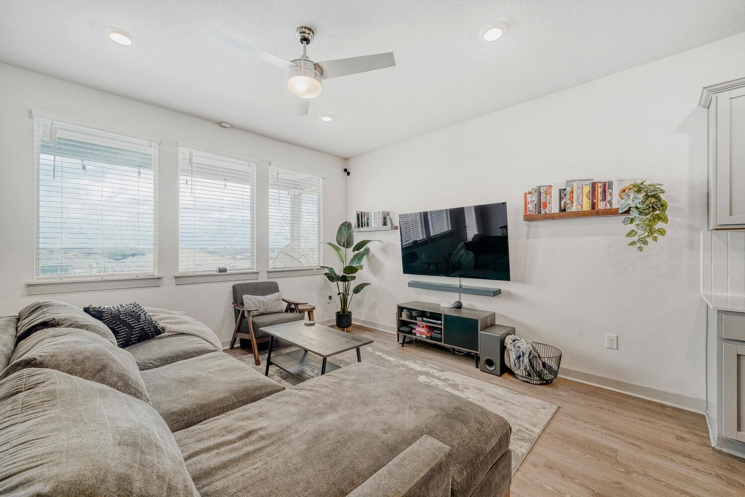 2308 Ranier Ct, Austin, TX 78754