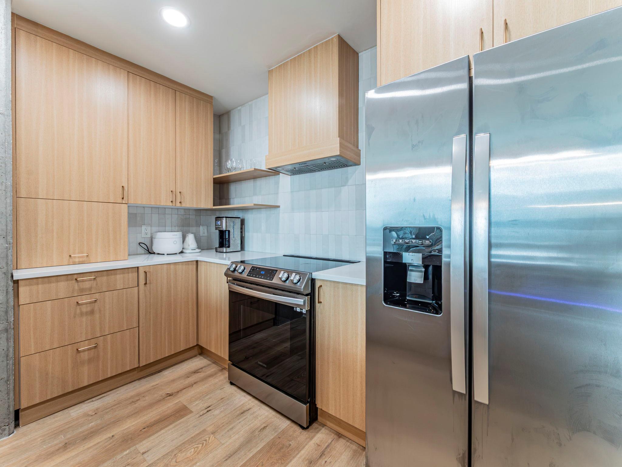 360 Nueces St # 1018, Austin, TX 78701