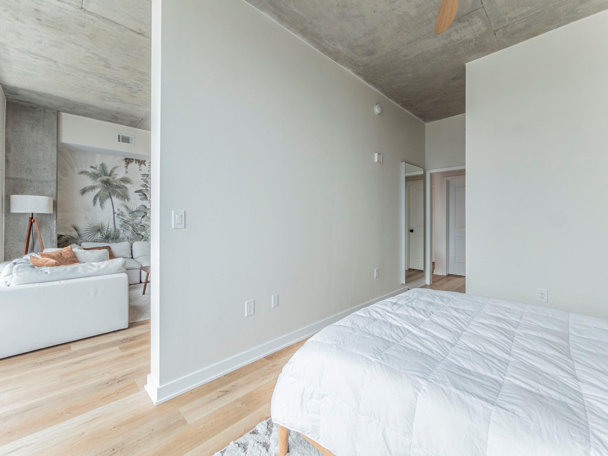 360 Nueces St # 1018, Austin, TX 78701