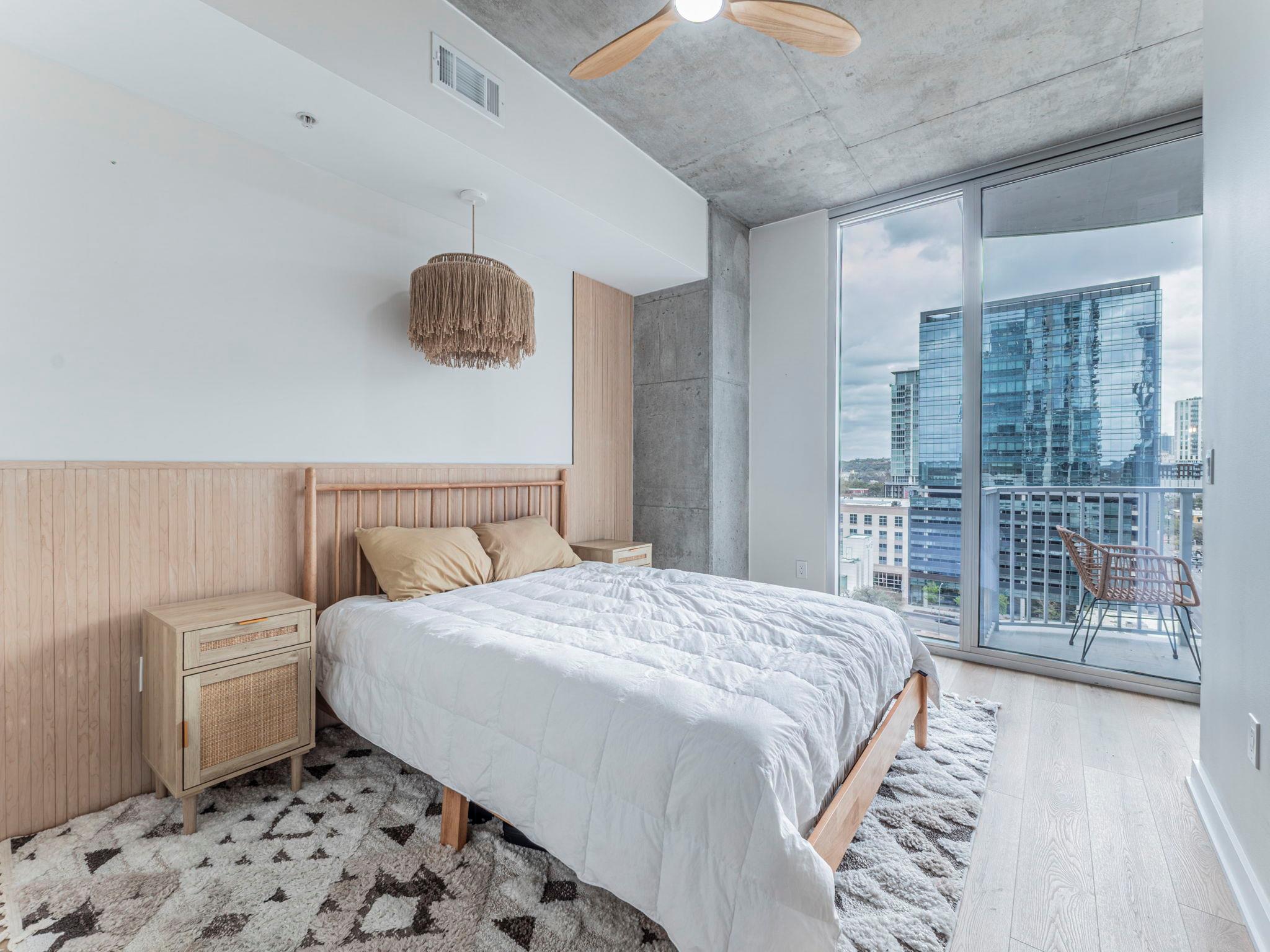 360 Nueces St # 1018, Austin, TX 78701